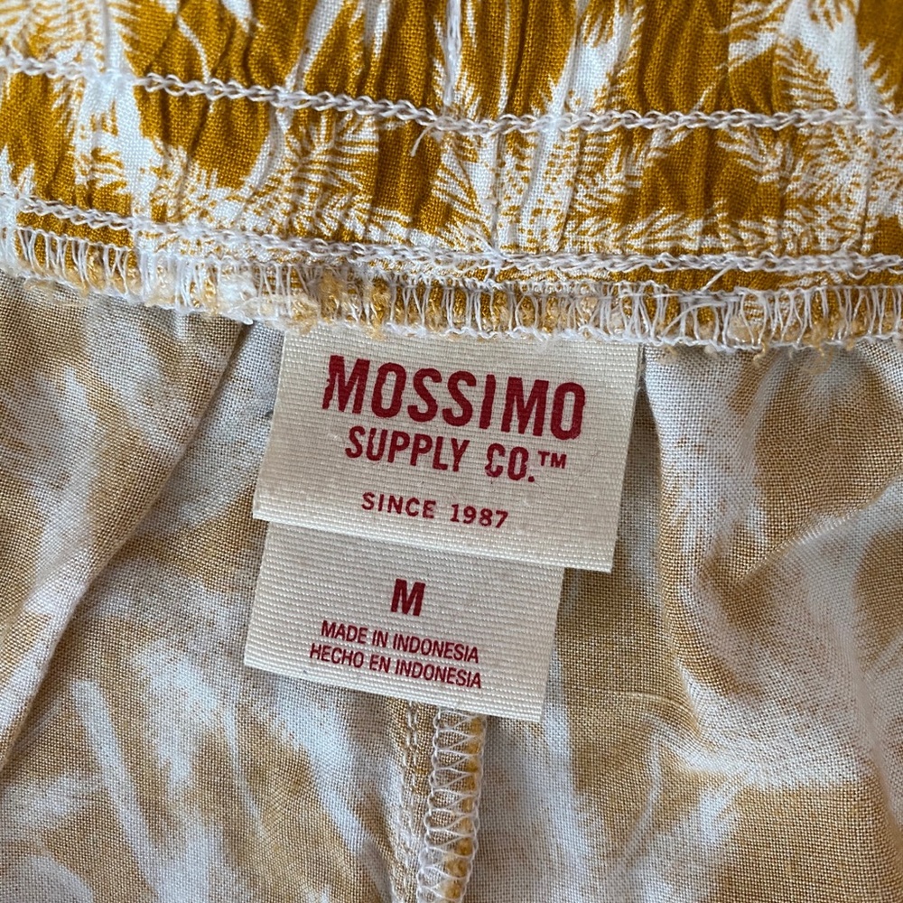 Shorts - Picture 2 of 2